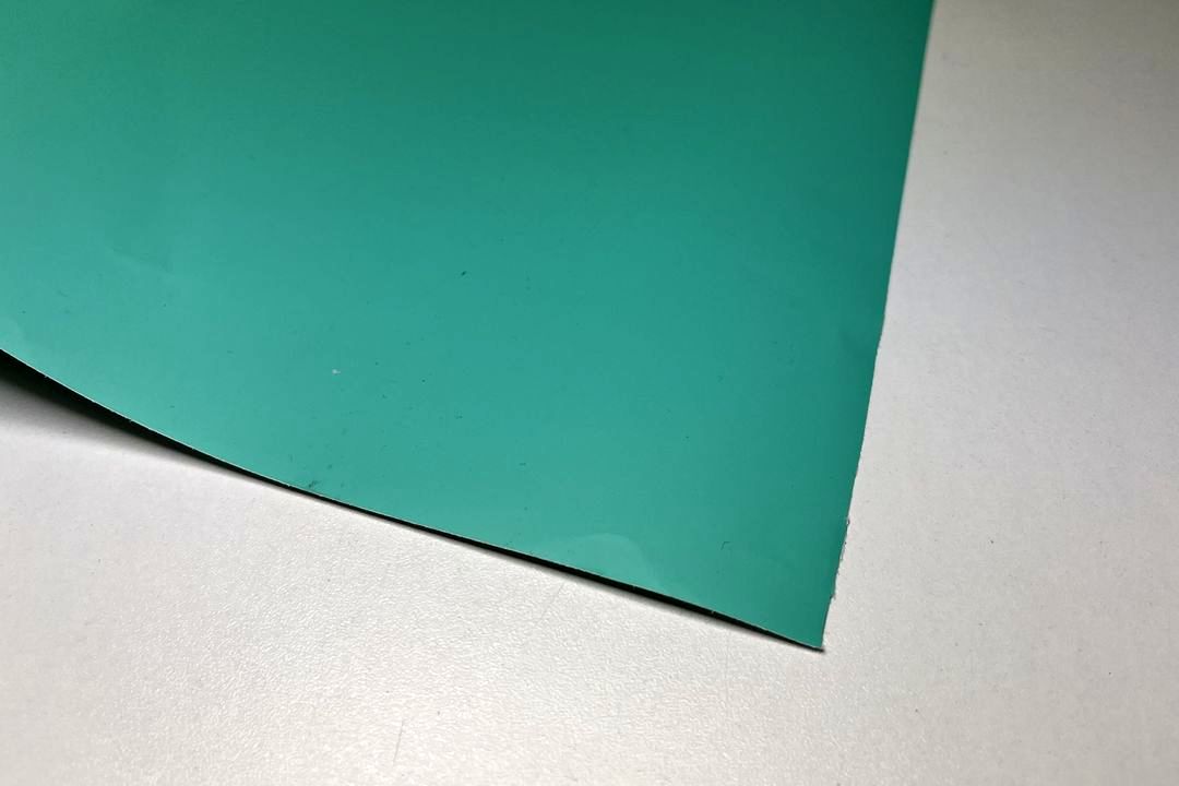 180-samolepici-folie-mintova-matna-2