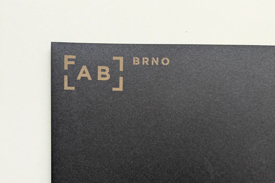 260-laserpaper-metalicky